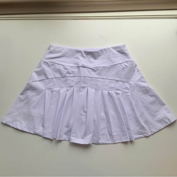 3/$35 white sports skirt with built in shorts (size s) - Picture 3 of 5